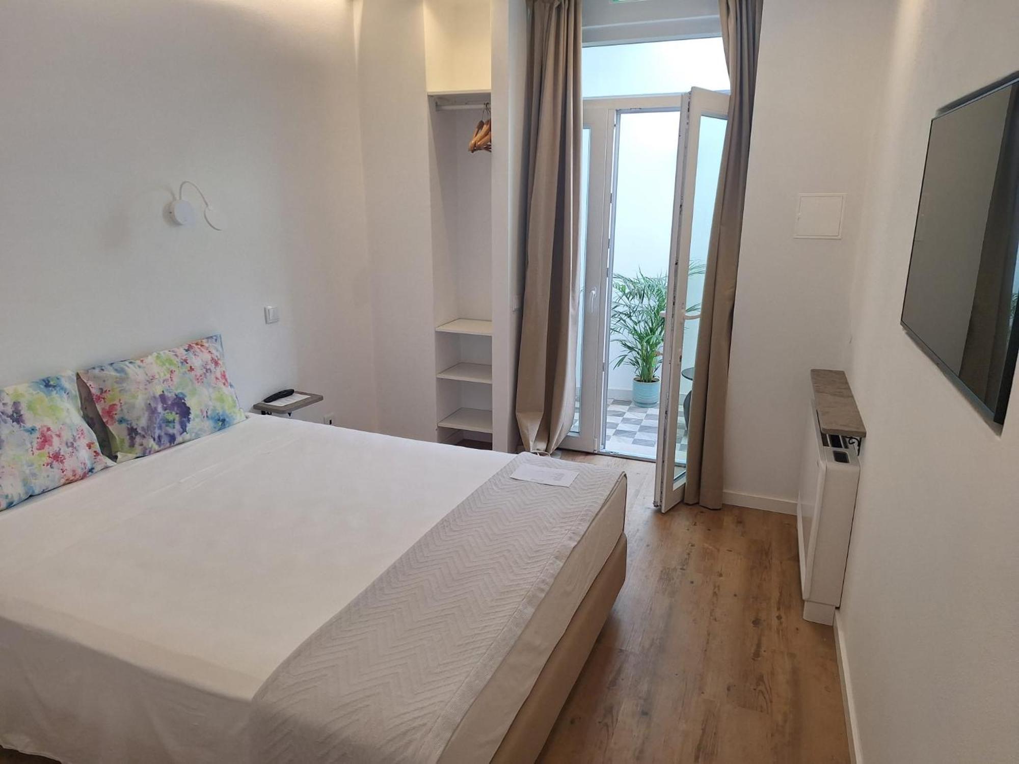 Santa Cruz - B&B Lagos Eksteriør billede