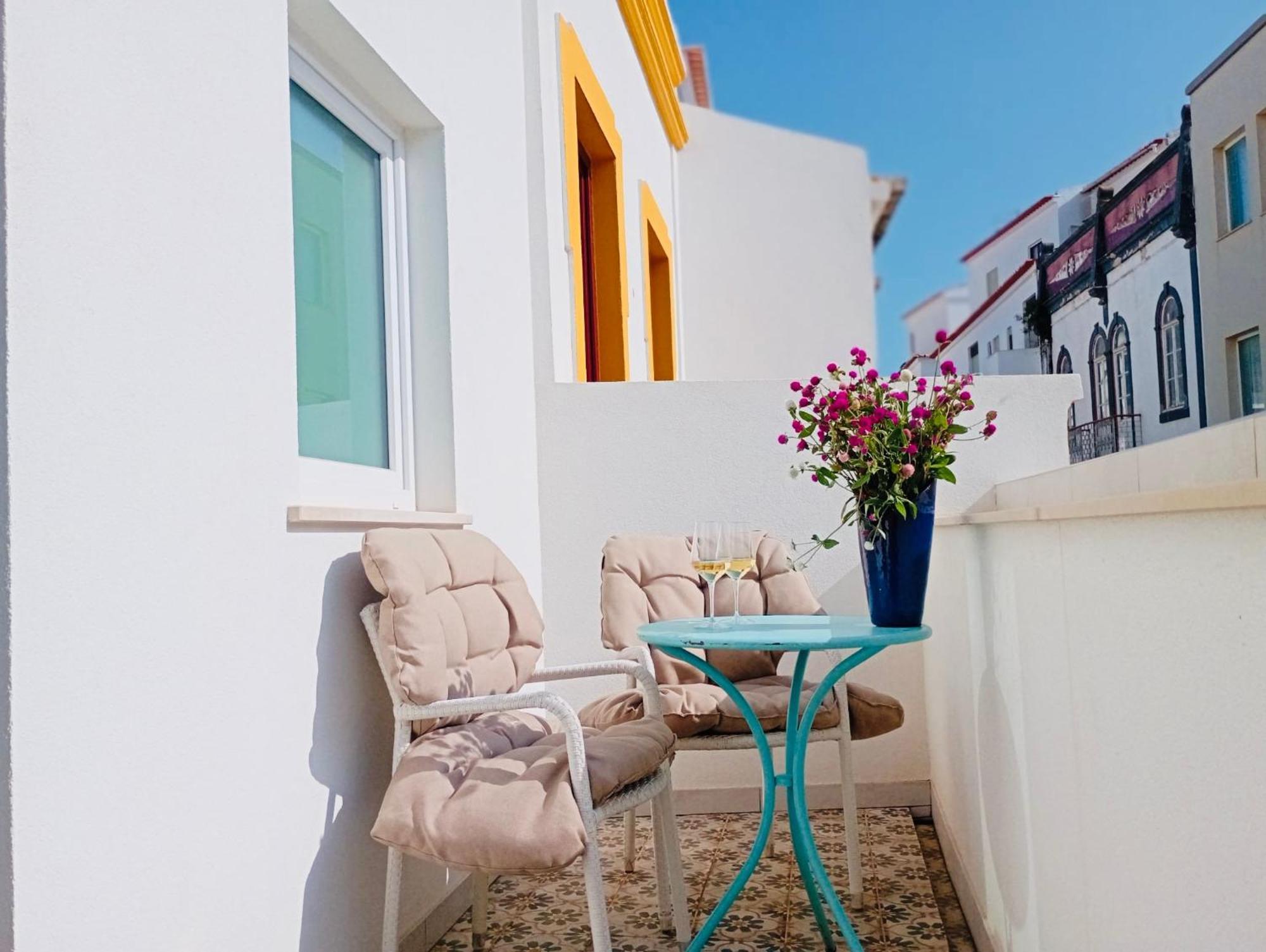 Santa Cruz - B&B Lagos Eksteriør billede